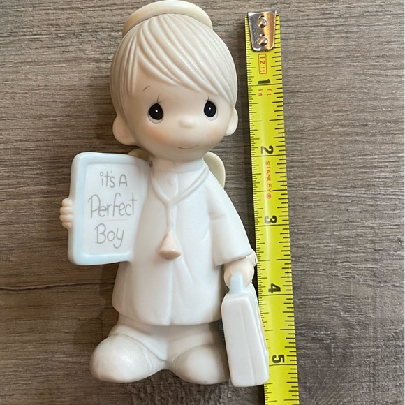 Precious Moments “It’s a perfect boy” angel - Picture 5 of 9